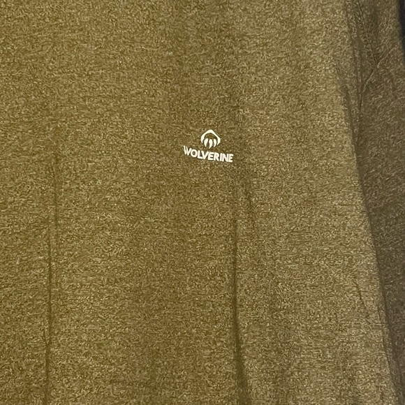 Men’s Wolverine shirts size XL - Picture 2 of 5